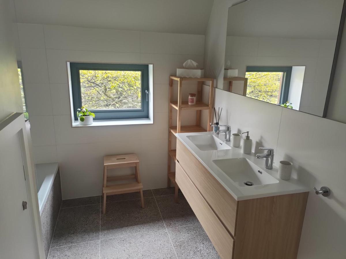Akrenbos 101 Bed & Breakfast Bever Bagian luar foto